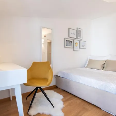 Belmat Apartman Trogir