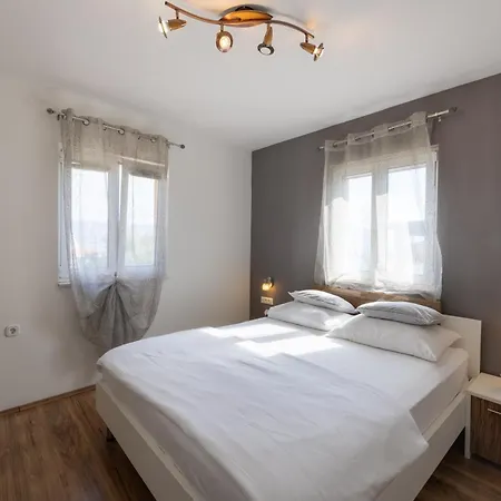 Belmat Apartman Trogir
