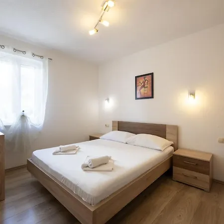 Apartamento Belmat Trogir