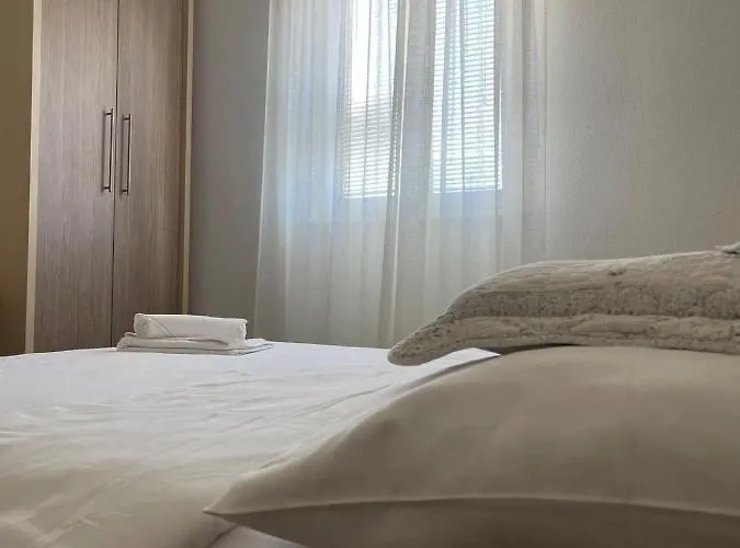 아파트 Belmat 트로기르