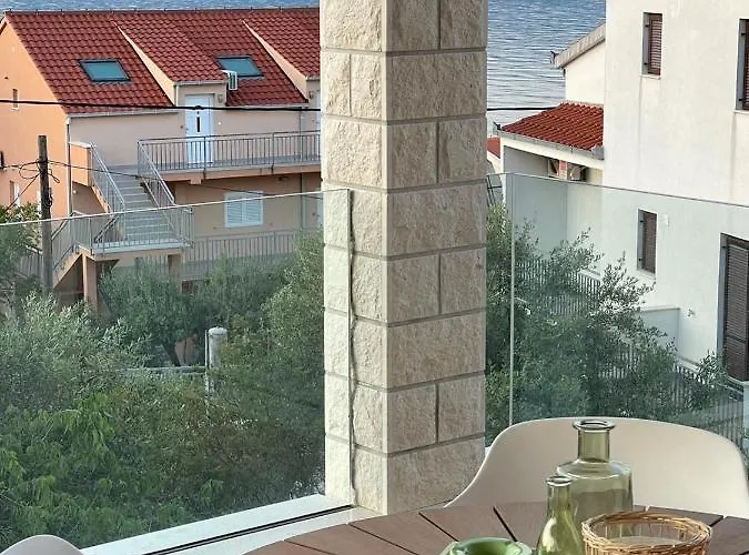 Belmat Trogir